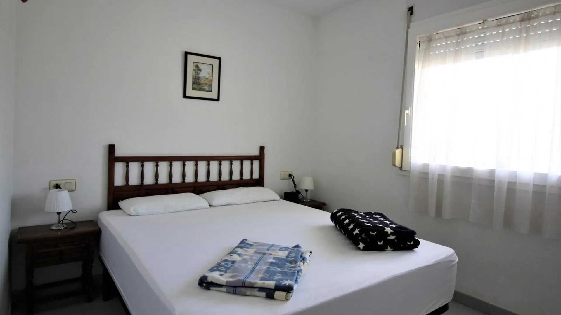 2056 Rocmar 7 3-C, Excelente Situacion Frente Al Puerto Pesquero Y Con Vista A La Bahia. Gran Terraza. Gran Parking Publico Delante. - Es-258-49 Apartment Roses Spain